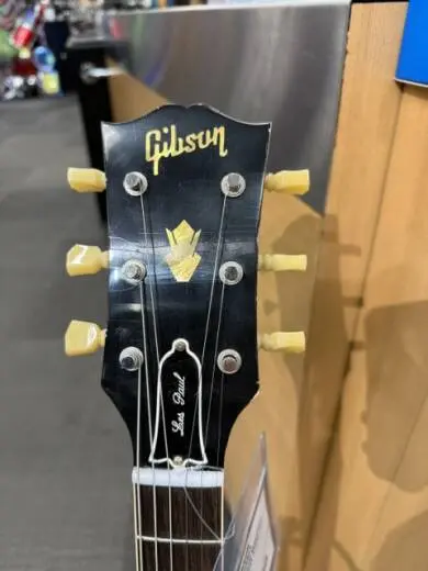 GIBSON 61 SG STD MAESTRO CHERRY LIGHT AGED 2